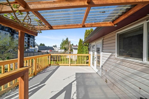 21796 Howison Avenue, Maple Ridge, BC - Outdoor With Deck Patio Veranda With Exterior