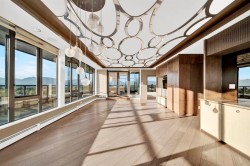 PH2-2689 Kingsway  Vancouver, BC V5R 0C3