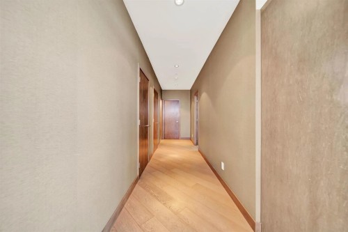 Ph2-2689 Kingsway, Vancouver, BC - Indoor Photo Showing Other Room