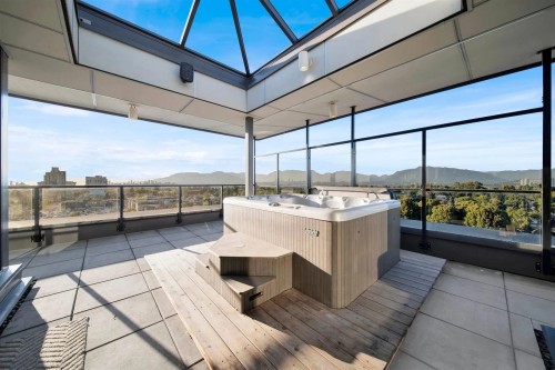 Ph2-2689 Kingsway, Vancouver, BC - Outdoor With View With Exterior