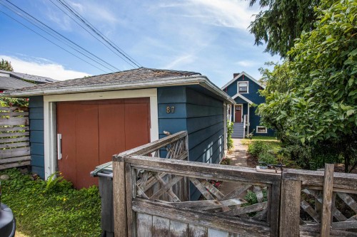 87 41St Avenue W, Vancouver, BC - Outdoor