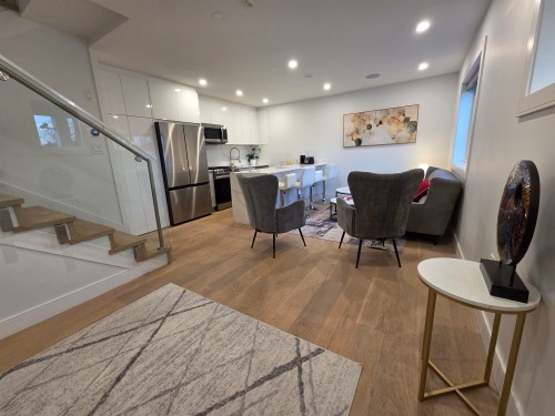 2881 Georgia Street E, Vancouver, BC - Indoor