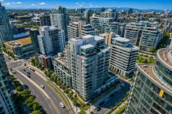 1402-1661 Quebec Street  Vancouver, BC V6A 0H2