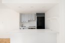 1534 Harwood Street, Vancouver, BC  - Indoor Photo Showing Kitchen 