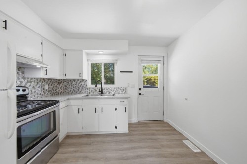 3654 St. Thomas Street, Port Coquitlam, BC 