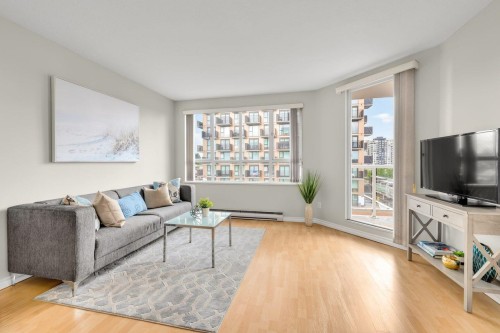 912-3455 Ascot Place  Vancouver, BC V5R 6B7