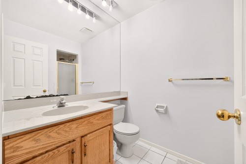 9280 Dayton Avenue, Richmond, BC - Indoor Photo Showing Bathroom