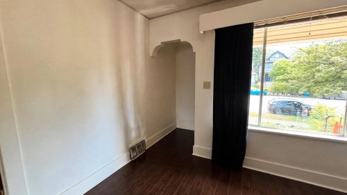 2561 Mcgill Street, Vancouver, BC - Indoor Photo Showing Other Room