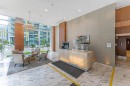 1003-8833 Hazelbridge Way, Richmond, BC  - Indoor Photo Showing Other Room 