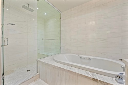 6886 Angus Drive, Vancouver, BC - Indoor Photo Showing Bathroom