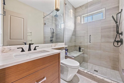 6886 Angus Drive, Vancouver, BC - Indoor Photo Showing Bathroom