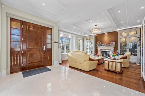 6886 Angus Drive, Vancouver, BC - Indoor With Fireplace
