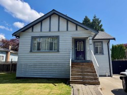 609 Fourth Street New Westminster, BC V3L 2V8