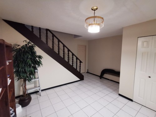 5280 Cranbrook Avenue, Richmond, BC - Indoor Photo Showing Other Room