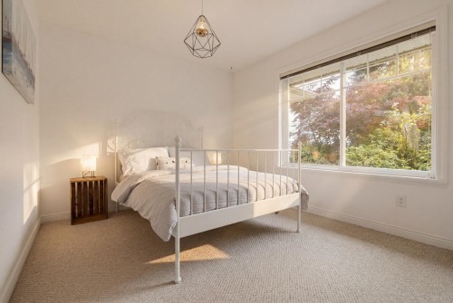 1315 Thomas Avenue, Coquitlam, BC 