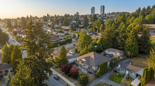 1315 Thomas Avenue, Coquitlam, BC 