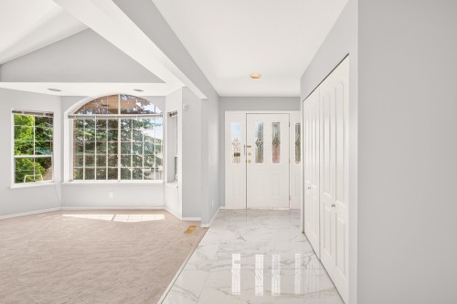1237 Durant Drive, Coquitlam, BC - Indoor Photo Showing Other Room