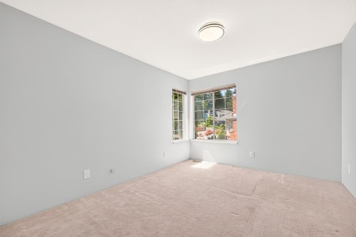 1237 Durant Drive, Coquitlam, BC - Indoor Photo Showing Other Room