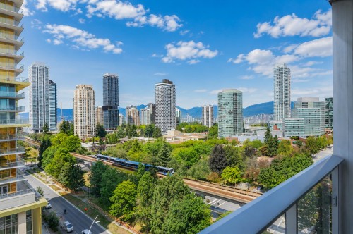 1209-6333 Silver Avenue  Burnaby, BC V5H 0C3