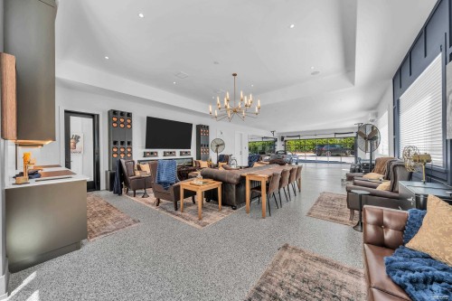 372 Moyne Drive, West Vancouver, BC - Indoor