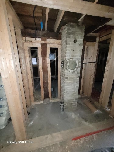 1127 Keefer Street, Vancouver, BC - Indoor