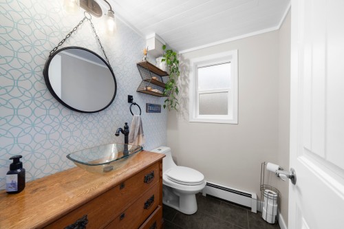 26996 Ferguson Avenue, Maple Ridge, BC - Indoor Photo Showing Bathroom