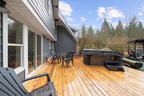 26996 Ferguson Avenue, Maple Ridge, BC - Outdoor With Deck Patio Veranda With Exterior