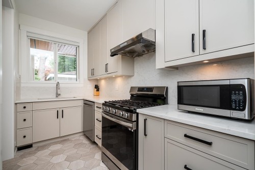 1019 57 Street, Delta, BC 