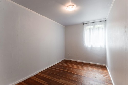 1924 Kitchener Street, Vancouver, BC - Indoor Photo Showing Other Room