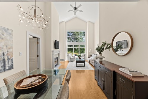 306-1140 Strathaven Drive  North Vancouver, BC V7H 2Z6