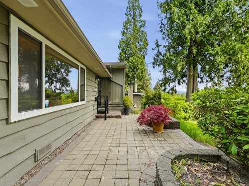 1380 Coleman Street, North Vancouver, BC 