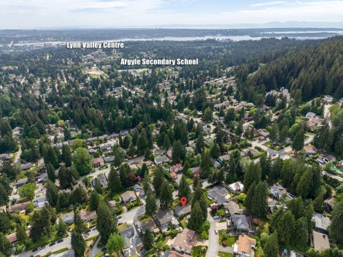 1380 Coleman Street, North Vancouver, BC 