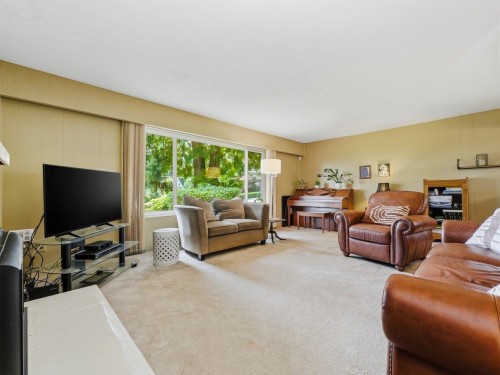 1380 Coleman Street, North Vancouver, BC 