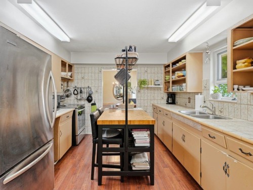 1380 Coleman Street, North Vancouver, BC 
