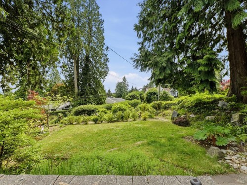 1380 Coleman Street, North Vancouver, BC 