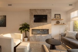 20-1960 Glenaire Drive  North Vancouver, BC V7P 1Y1