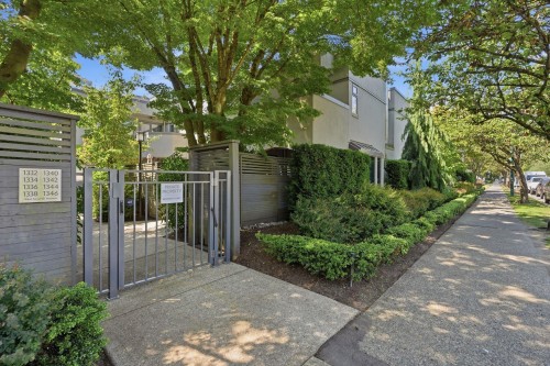 1344 7Th Avenue W, Vancouver, BC - Outdoor