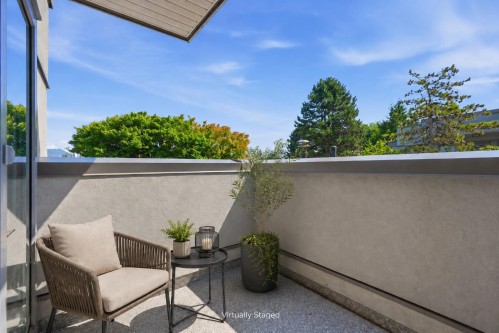 1344 7Th Avenue W, Vancouver, BC - Outdoor
