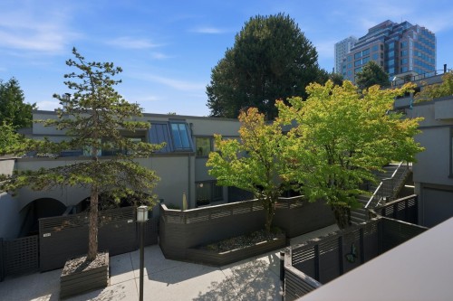 1344 7Th Avenue W, Vancouver, BC - Outdoor