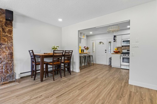 713 Appleyard Court, Port Moody, BC 