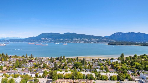 3027 7Th Avenue W, Vancouver, BC - Outdoor With Body Of Water With View