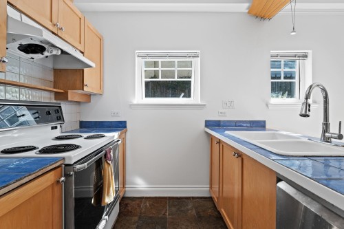 3027 7Th Avenue W, Vancouver, BC - Indoor Photo Showing Kitchen With Double Sink