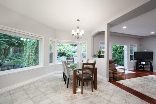 51 Wilkes Creek Drive, Port Moody, BC - Indoor Photo Showing Dining Room