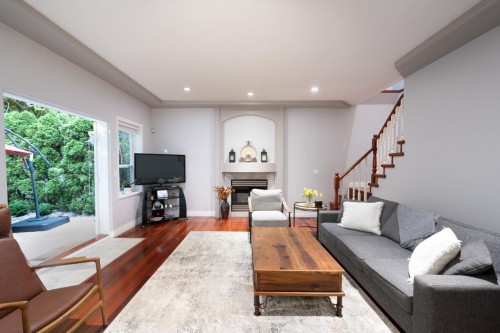 51 Wilkes Creek Drive, Port Moody, BC - Indoor Photo Showing Living Room