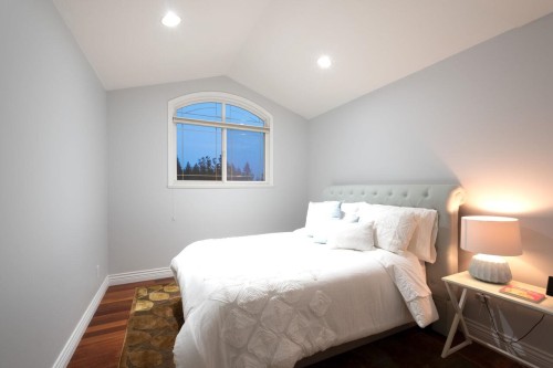 51 Wilkes Creek Drive, Port Moody, BC - Indoor Photo Showing Bedroom