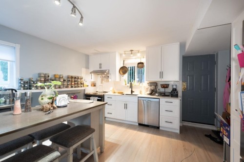 51 Wilkes Creek Drive, Port Moody, BC - Indoor