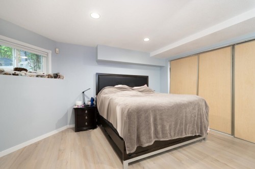 51 Wilkes Creek Drive, Port Moody, BC - Indoor Photo Showing Bedroom