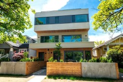 1-3120 11th Avenue W Vancouver, BC V6K 2M7