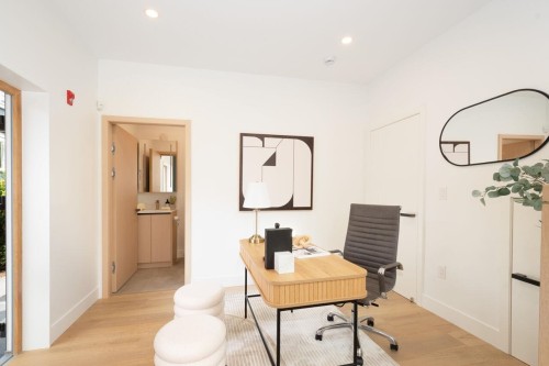 3122 11Th Avenue W, Vancouver, BC - Indoor Photo Showing Office