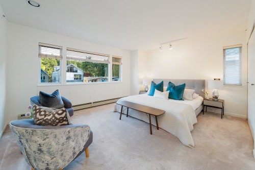 4682 14Th Avenue W, Vancouver, BC - Indoor